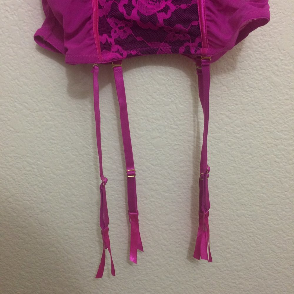 Daisy Fuentes 2-pc Lace Bustier Lingerie Set Pink - Picture 4 of 15